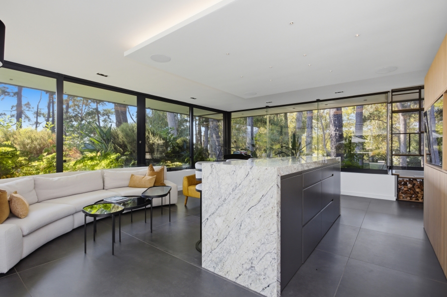 7 Bedroom Property for Sale in Groot Constantia Western Cape